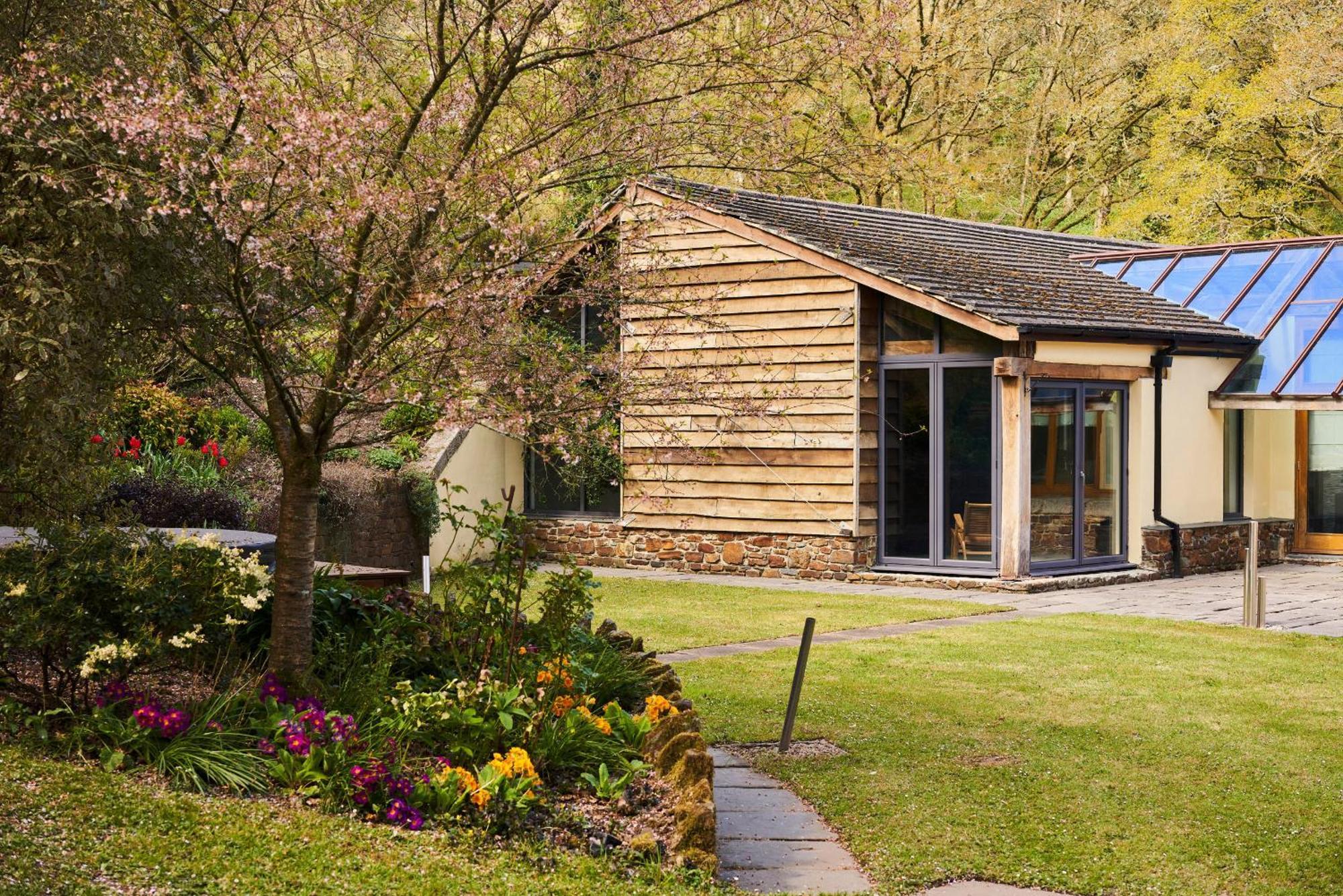 Swifts Return - Apartment With Hot Tub, Sauna And Indoor Pool Exeter Exterior photo